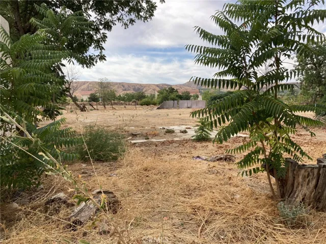 26769 Barton Road, Redlands, California 92373