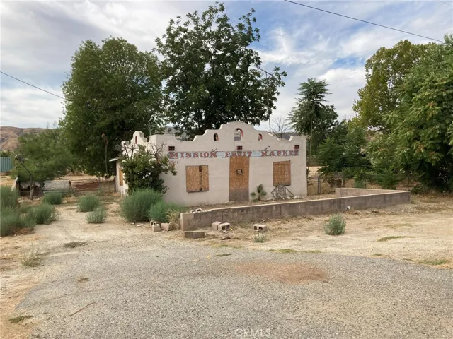 26769 Barton Road, Redlands, California 92373