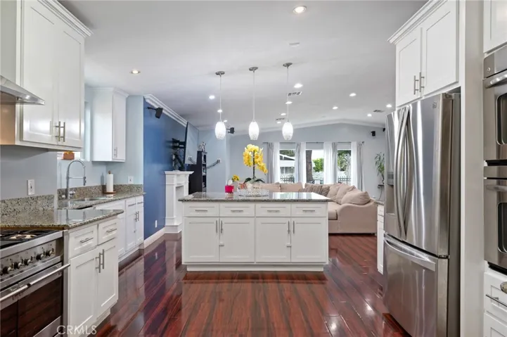 4239 S Harvard Boulevard, Los Angeles, California 90062