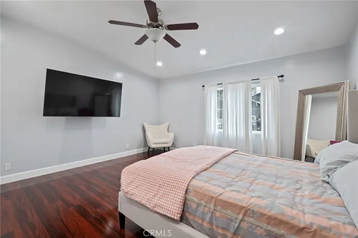 4239 S Harvard Boulevard, Los Angeles, California 90062