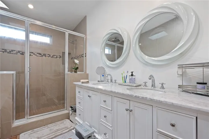 4239 S Harvard Boulevard, Los Angeles, California 90062
