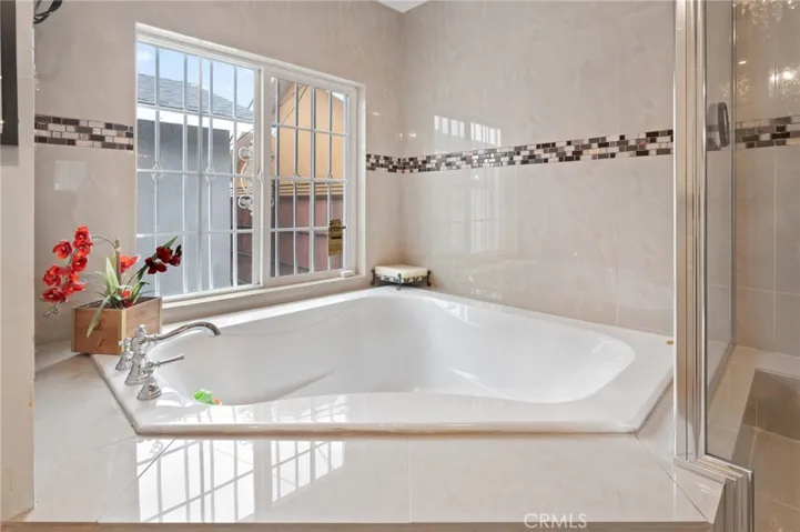 4239 S Harvard Boulevard, Los Angeles, California 90062