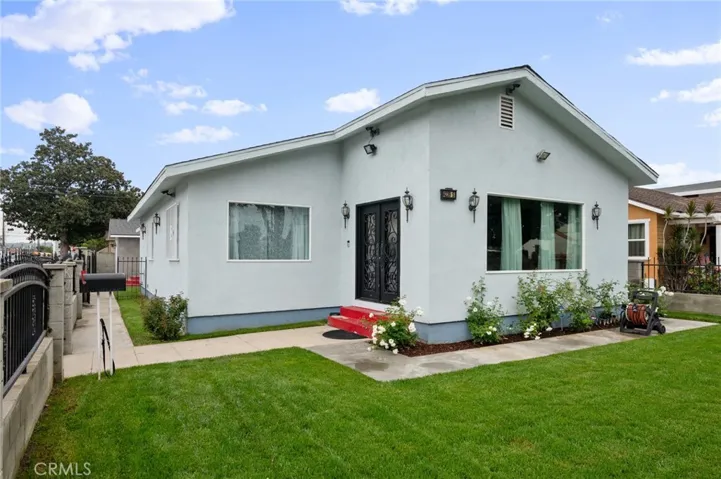 4239 S Harvard Boulevard, Los Angeles, California 90062
