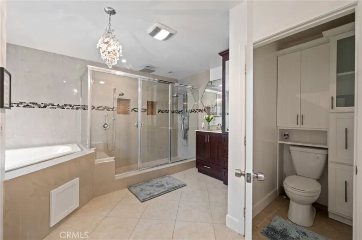 4239 S Harvard Boulevard, Los Angeles, California 90062