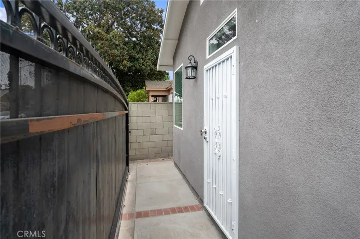 4239 S Harvard Boulevard, Los Angeles, California 90062