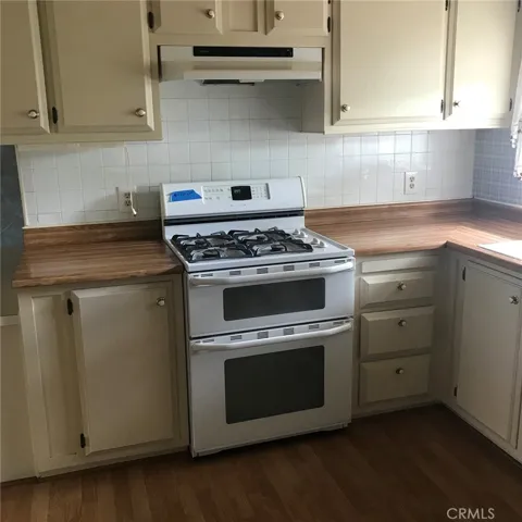 1305 Lodgepole Drive, Hemet, California 92545