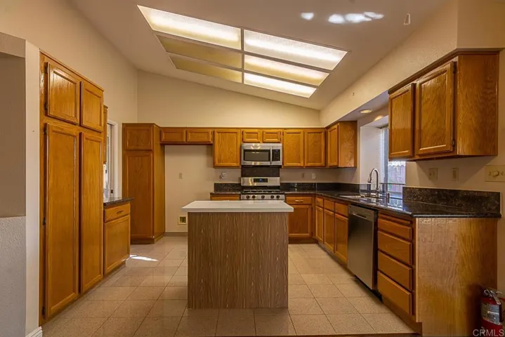 27256 Terrytown Road, Menifee, California 92586
