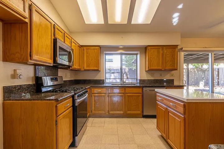 27256 Terrytown Road, Menifee, California 92586