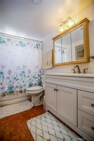 540 Snead Drive, Hemet, California 92543