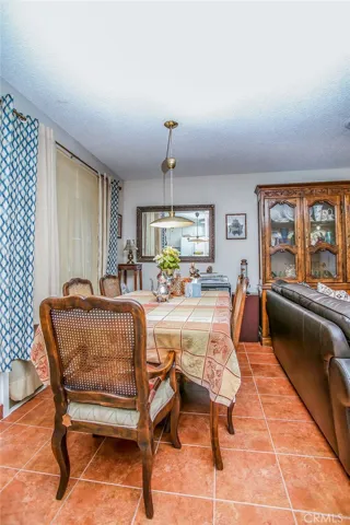 540 Snead Drive, Hemet, California 92543