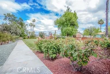 540 Snead Drive, Hemet, California 92543