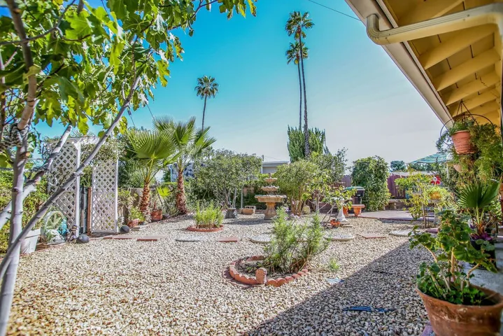 Private access gate to HOA common area