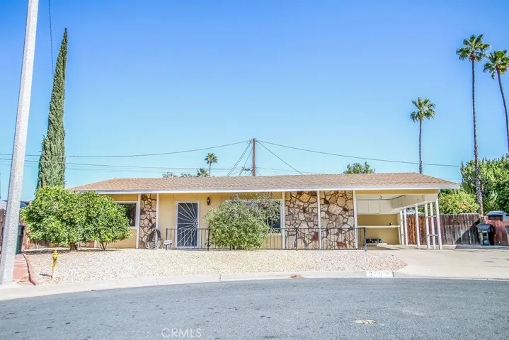 540 Snead Drive, Hemet, California 92543