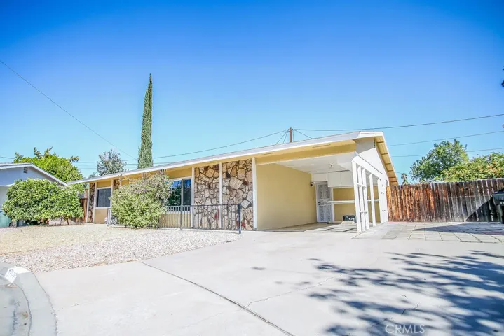 540 Snead Drive, Hemet, California 92543