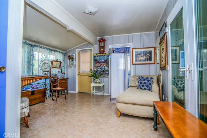 540 Snead Drive, Hemet, California 92543