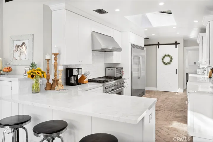 332 Evening Canyon Road, Corona Del Mar, California 92625