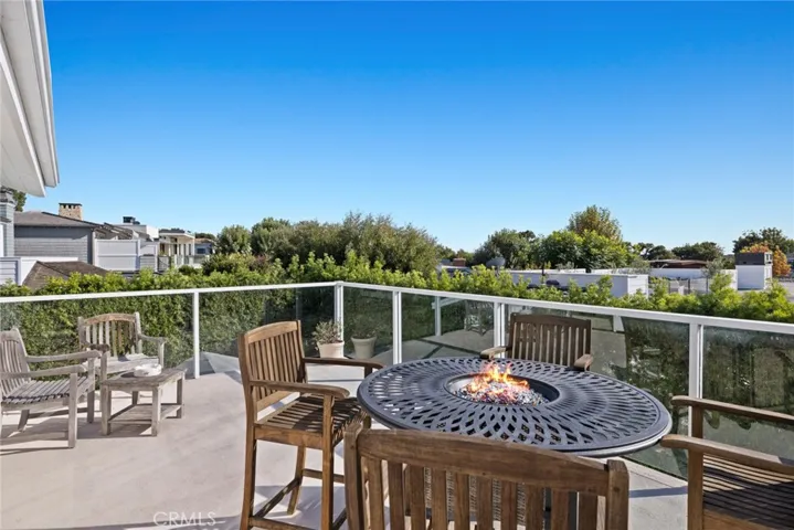 332 Evening Canyon Road, Corona Del Mar, California 92625