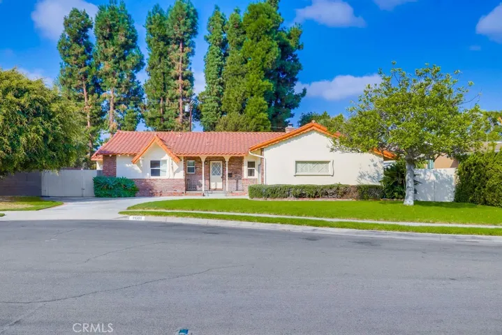 11381 Homeway Drive, Garden Grove, California 92841