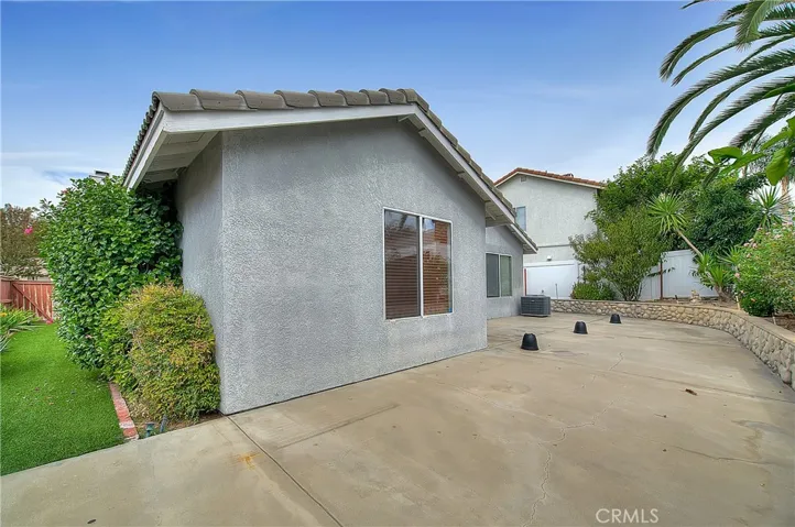 7755 Somerset Lane, Highland, California 92346