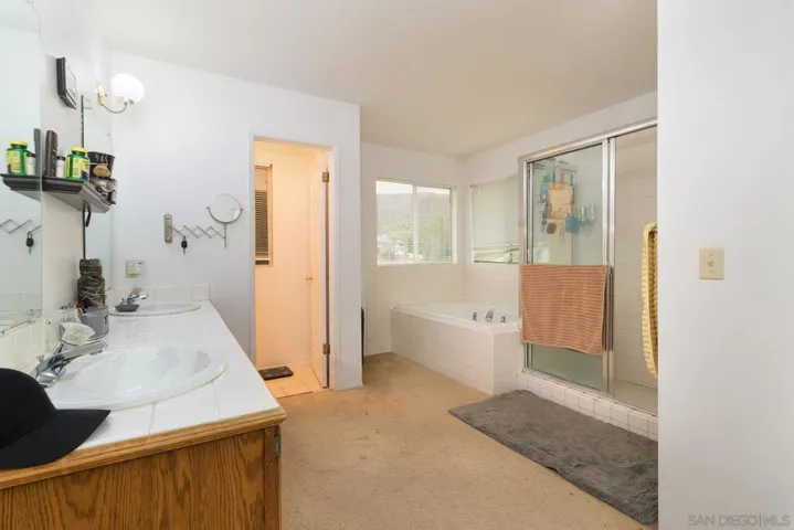 16321 Oakley Rd., Ramona, California 92065