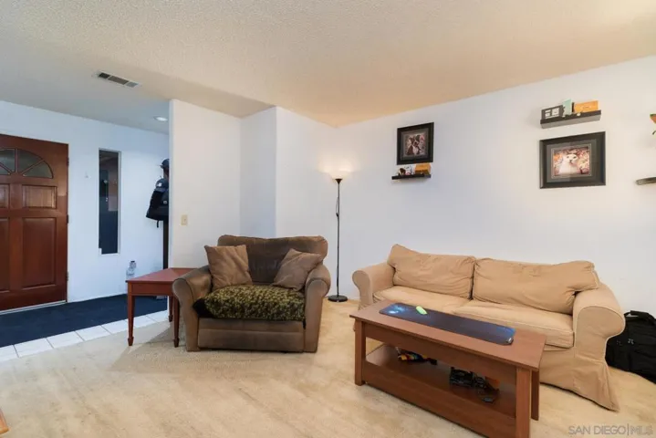 16321 Oakley Rd., Ramona, California 92065
