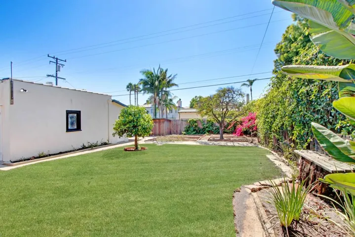 628 Euclid Street, Santa Monica, California 90402