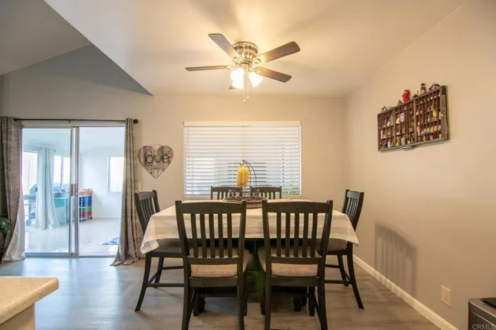 581 Carrie Cir, San Marcos, California 92069