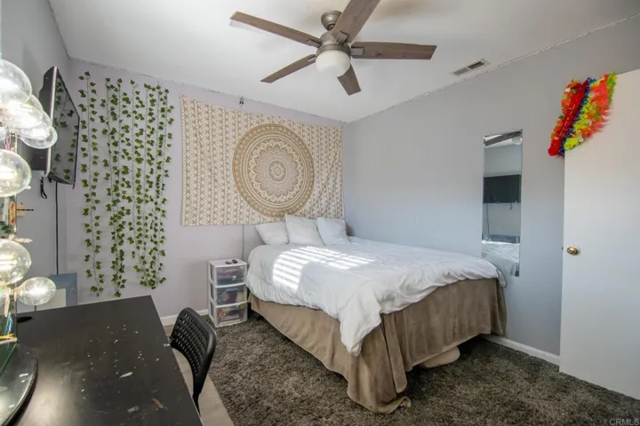 581 Carrie Cir, San Marcos, California 92069