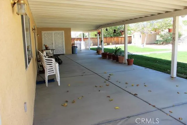 15319 Lookout Road, Apple Valley, California 92307