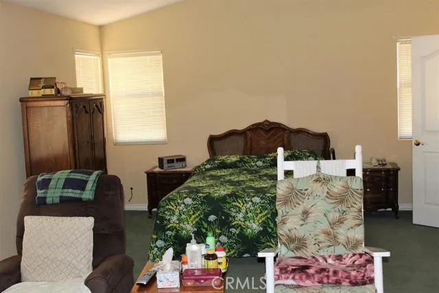 15319 Lookout Road, Apple Valley, California 92307