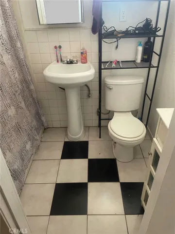 rear unit
