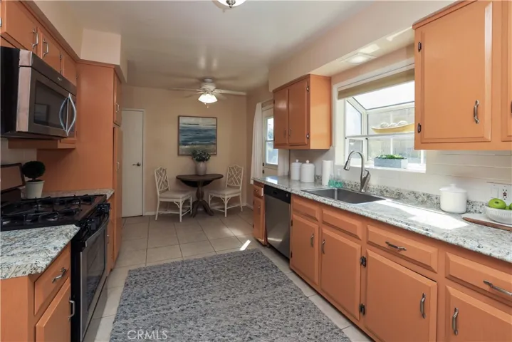 28725 N Enrose Avenue, Rancho Palos Verdes, California 90275