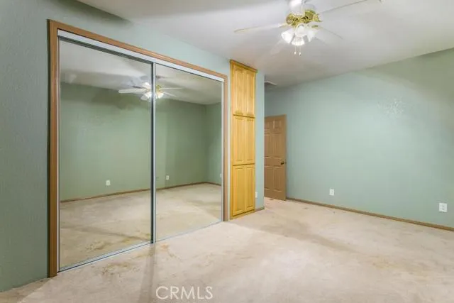 7725 Foley Road, Oak Hills, California 92344