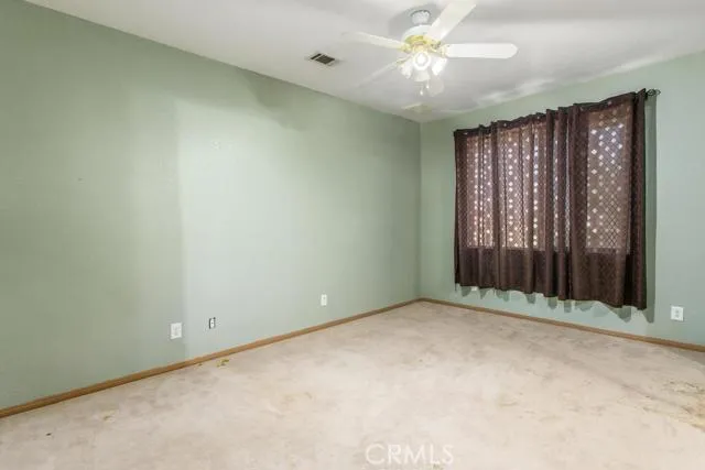 7725 Foley Road, Oak Hills, California 92344