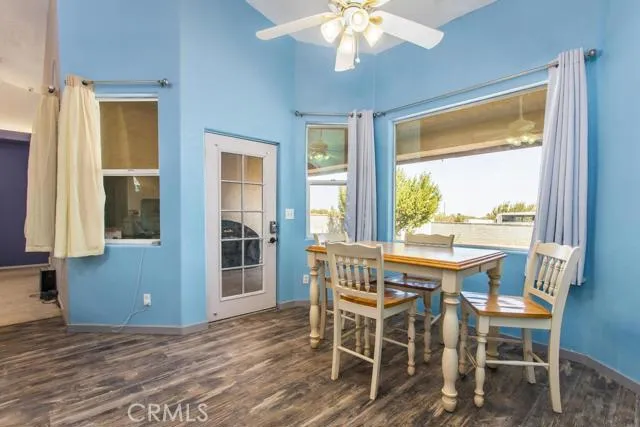 7725 Foley Road, Oak Hills, California 92344