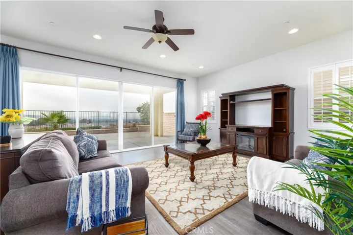 622 E Desert Willow Road, Azusa, California 91702