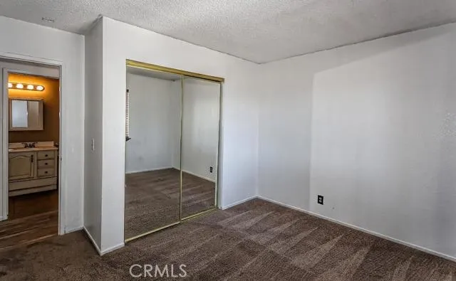 21168 Tussing Ranch Road, Apple Valley, California 92308