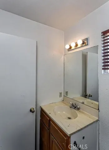 21168 Tussing Ranch Road, Apple Valley, California 92308