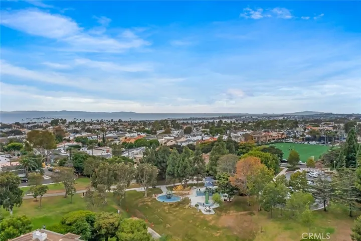 821 Hibiscus Court, Corona Del Mar, California 92625