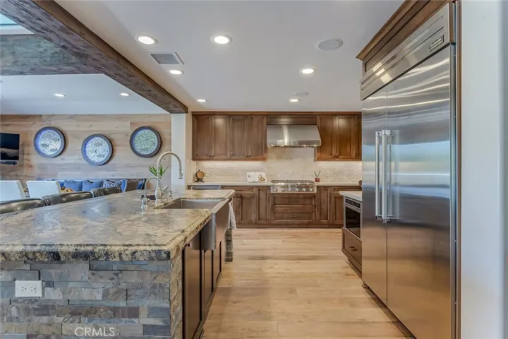 821 Hibiscus Court, Corona Del Mar, California 92625