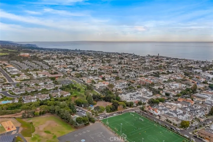 821 Hibiscus Court, Corona Del Mar, California 92625
