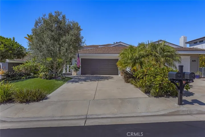 821 Hibiscus Court, Corona Del Mar, California 92625