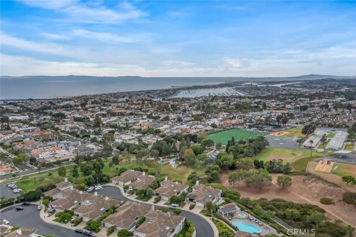 821 Hibiscus Court, Corona Del Mar, California 92625