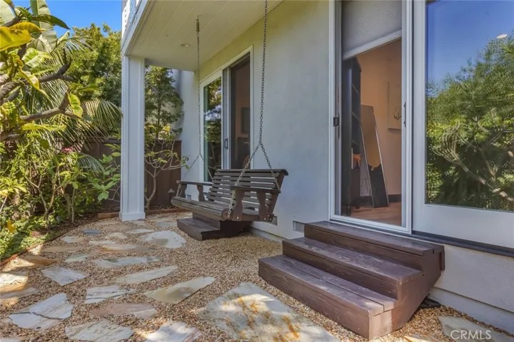 821 Hibiscus Court, Corona Del Mar, California 92625