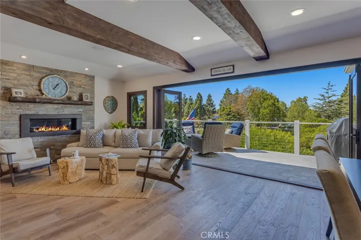 821 Hibiscus Court, Corona Del Mar, California 92625