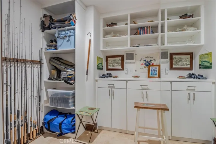 821 Hibiscus Court, Corona Del Mar, California 92625
