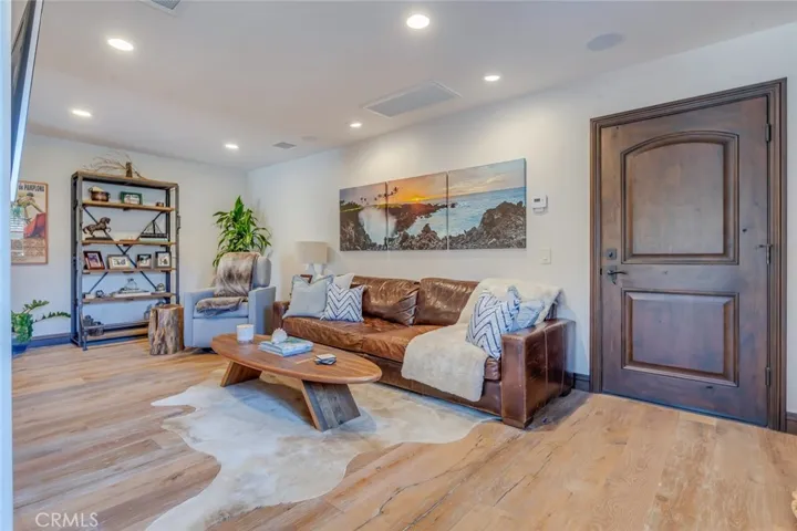 821 Hibiscus Court, Corona Del Mar, California 92625