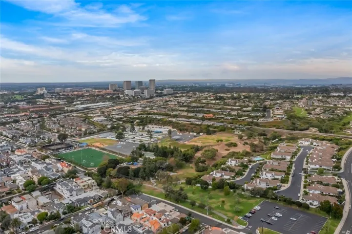 821 Hibiscus Court, Corona Del Mar, California 92625