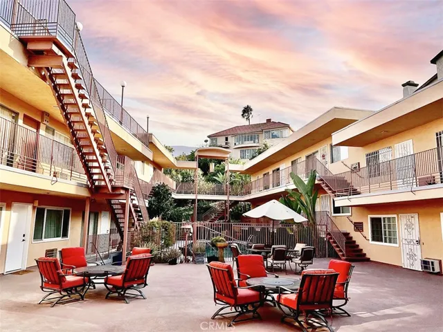 3750 Stocker Street 210, Los Angeles, California 90008