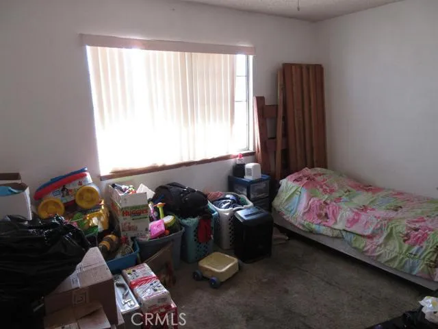 10466 6th Avenue, Hesperia, California 92345